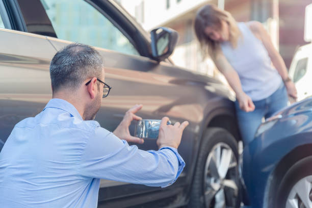 Professional Auto Insurance technician working in McChord AFB, WA